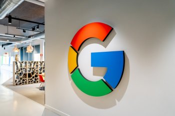 Rəqabəti pozduğuna görə Google yenə cərimələndi