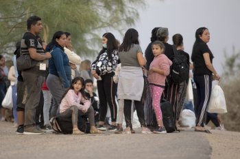Trampın qalmaqallı paylaşımı: “Deportasiyaların qoxusunu sevirəm”