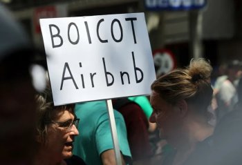 İspaniya 54 min mənzili turizm bazarından çıxarır