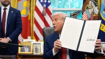 Tramp TikTok müqaviləsini təsdiqləyib