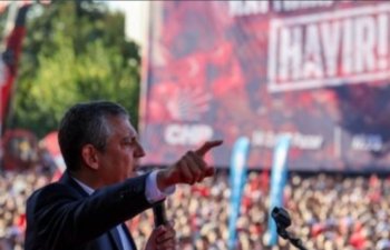 Ankarada on minlərlə insan Ərdoğanın istefasını tələb etd