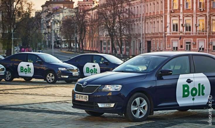 Gəncədə "Bolt" tətbiqi vasitəsilə taksi xidməti göstərən sürücülər qanunsuz fəaliyyət göstərən həmkarlarına etiraz ediblər