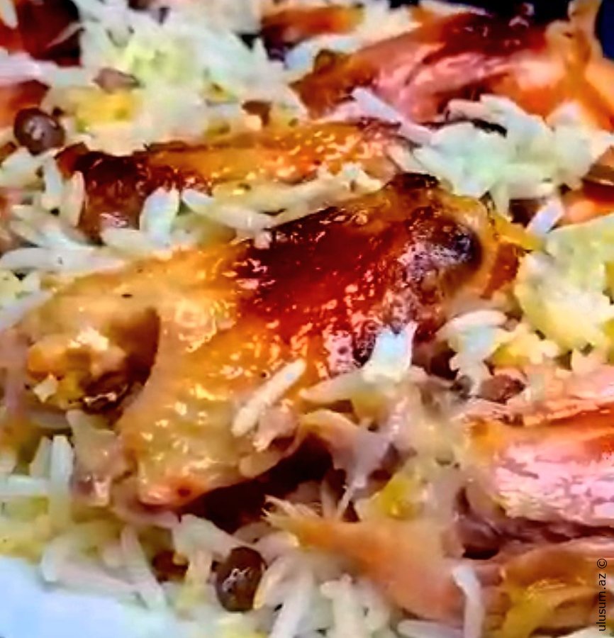 Mərcili döşəmə plov – qoxusu ilə iştah açan, dadı ilə yadda qalan!