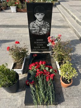 Vətən Müharibəsi şəhidi Surxayev Yunis Rafik oğlunun beşinci ildönümü ilə əlaqədar anım mərasimi keçirilib