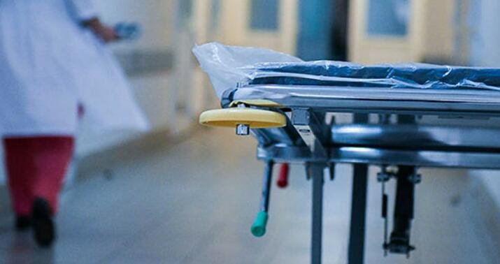 Gəncədə 17 yaşlı oğlan dostuna xəsarət yetirib