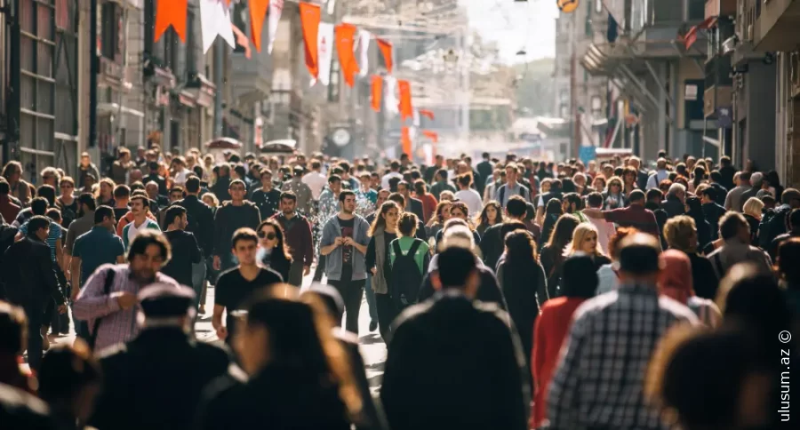 “Ədəb keçmişdə qaldı, arsızlıq dövrün dəbinə çevrildi