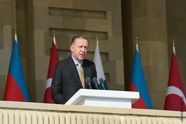 Zəfər Gününün 5-ci ildönümündə Azərbaycanda olmaqdan xoşbəxtəm