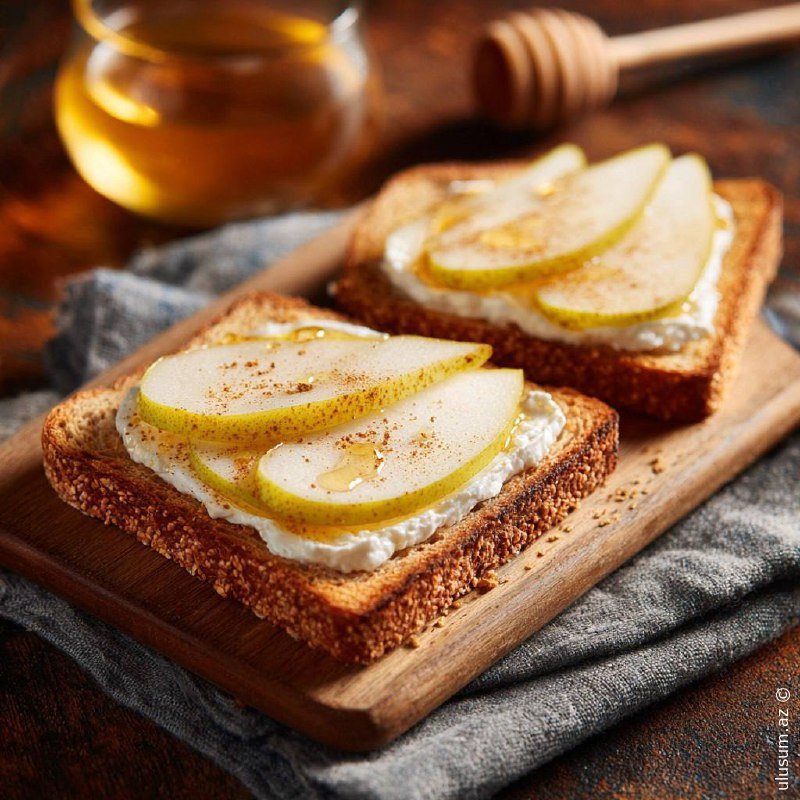 Rikottalı və armudlu tost