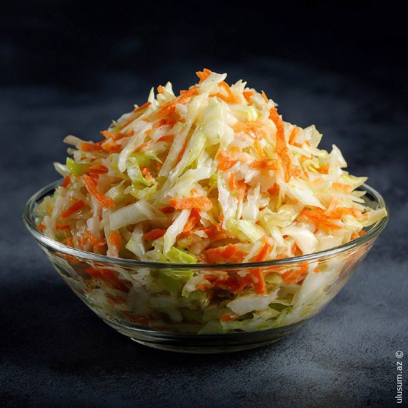 Kələm salatı alma və köklə