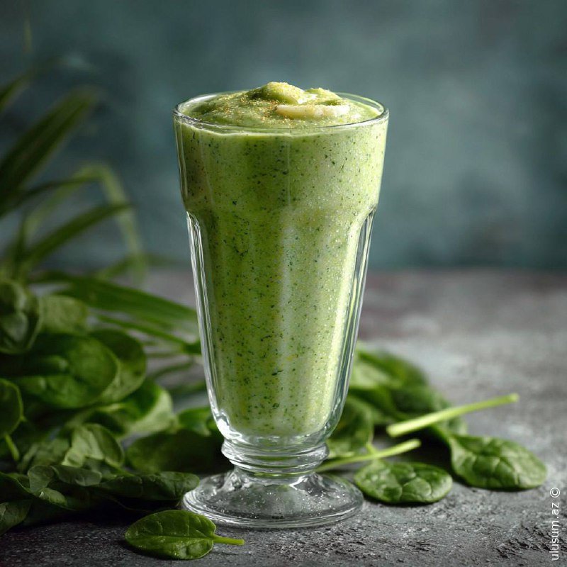 İspanaq və Bananlı Smuzi