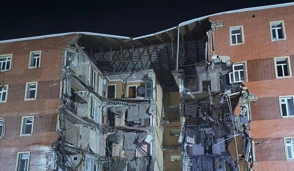 Goranboyda çökən binanın sakinləri ilə bağı QƏRAR