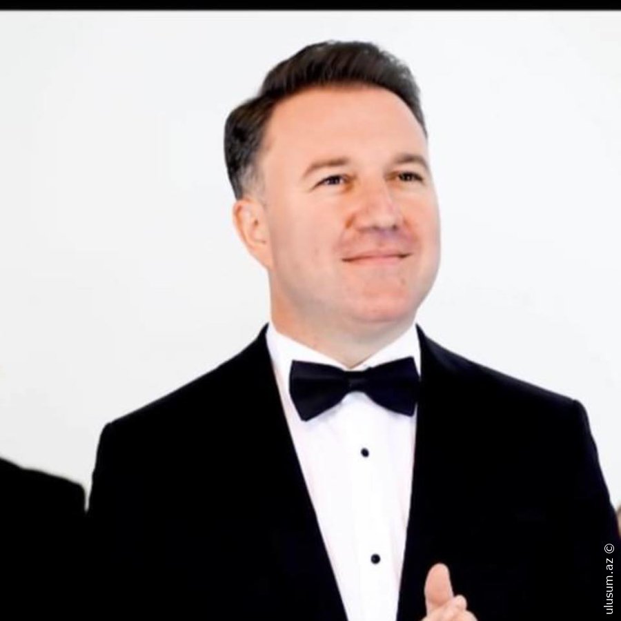 Elnur Zeynalov:      Xalq və əməkdar artistlər millətin sənət yaddaşıdır