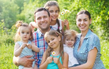 3 və daha çox uşağı olanlar pensiyaya tez çıxsın" - DEPUTAT