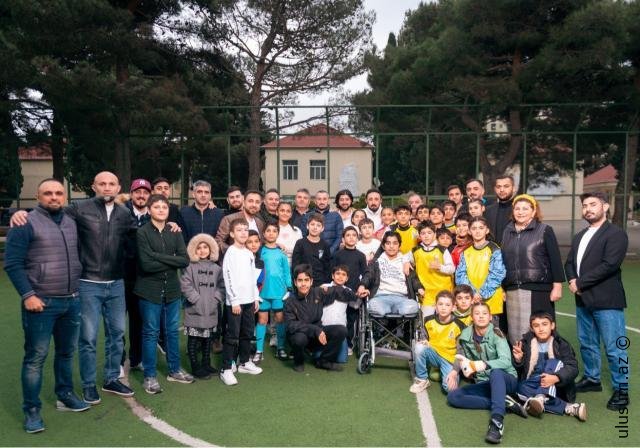 Tanınmış şəxslər Uşaq evi sosial xidmət müəssisəsini ziyarət ediblər