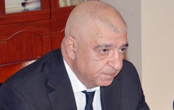 Ramiz Mehdiyevi tərifləyən bu rektor vəzifədən azad edildi