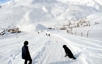 Xınalığa qar yağıb - FAKTİKİ HAVA Xınalığa qar yağıb - FAKTİKİ HAVA