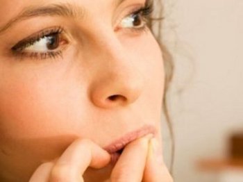 Dırnaq yeməyin təhlükələri - ondan necə qurtulmaq olar?