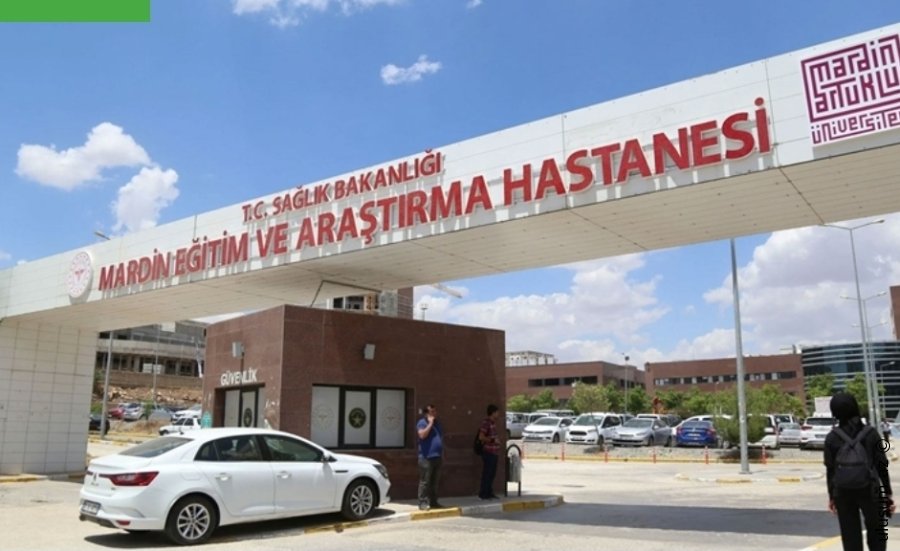 İki bacı güllələnərək evdə ölü tapılıb.