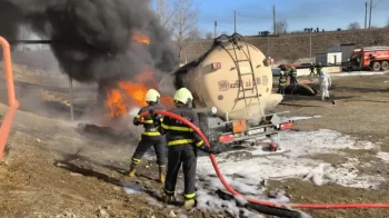 Qazaxda yanacaqdaşıyan avtomobil yandı FOTO -  VİDEO   YENİLƏNİB
