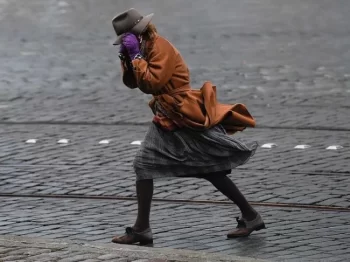 Bəzi yerlərdə külək əsir - FAKTİKİ HAVA