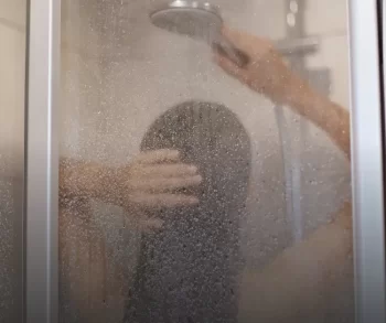 Bu şəxsi gigiyena vərdişləri dərinizə zərər verə bilər