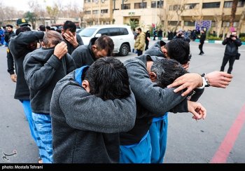 İranın Xorrəmabad şəhəri etirazçıların nəzarətinə keçib