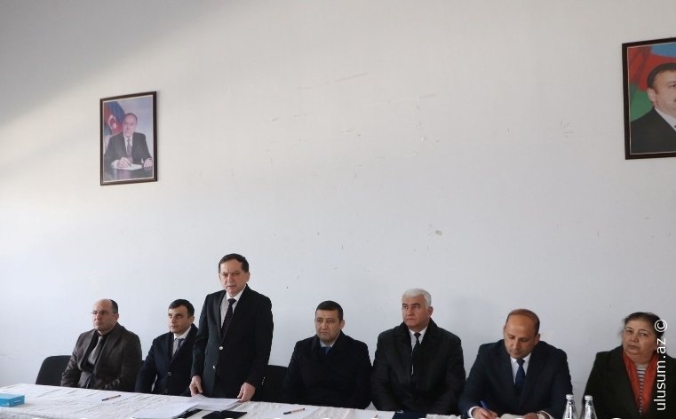 Qazaxda icra başçısının vətəndaşlarla ilk səyyar görüşü keçirilib